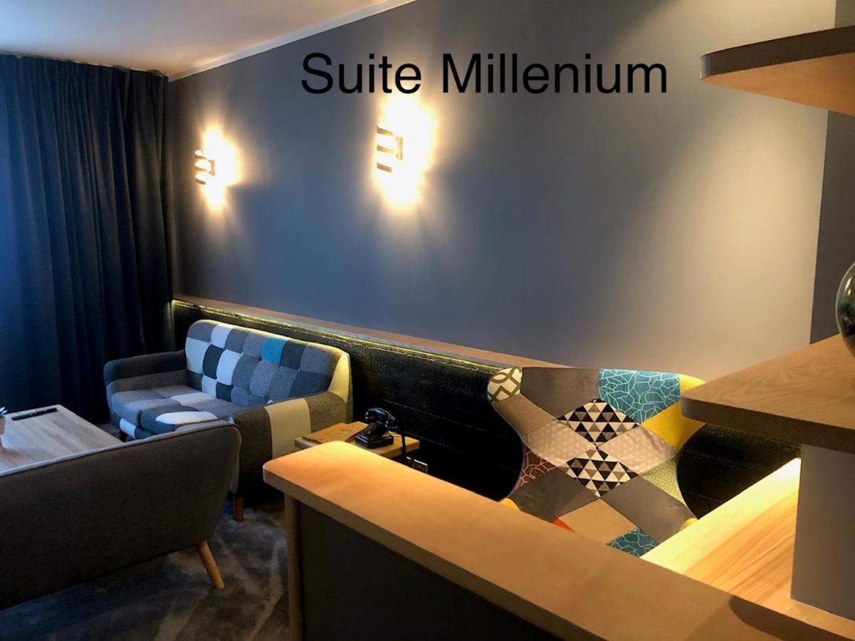 Logis Hotel Et Spa Chez Camillou Aumont-Aubrac Kültér fotó