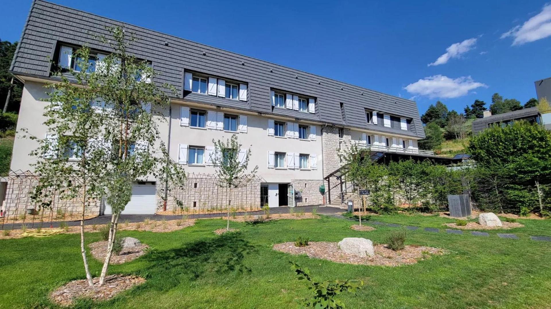 Logis Hotel Et Spa Chez Camillou Aumont-Aubrac Kültér fotó