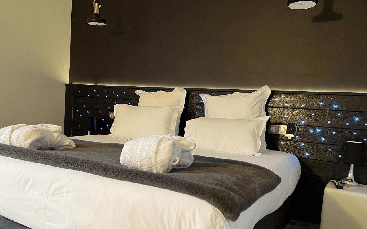 Logis Hotel Et Spa Chez Camillou Aumont-Aubrac Szoba fotó