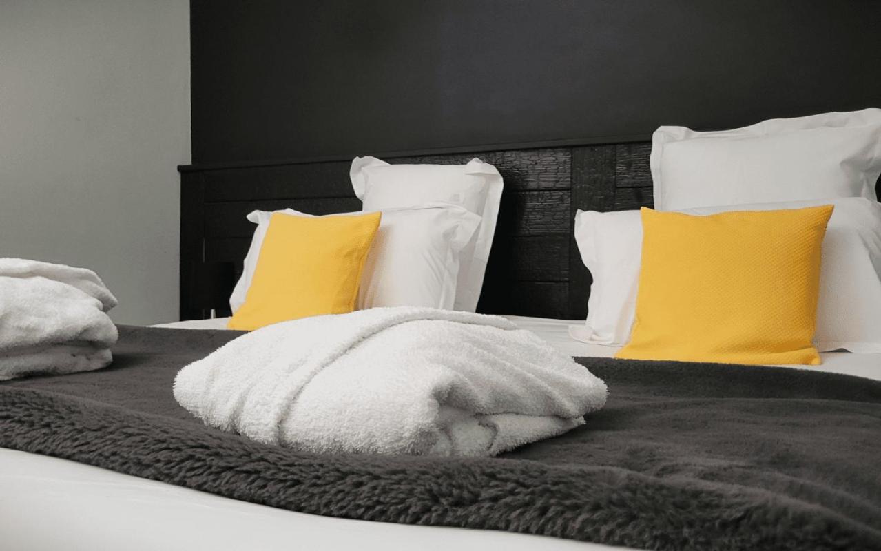 Logis Hotel Et Spa Chez Camillou Aumont-Aubrac Szoba fotó