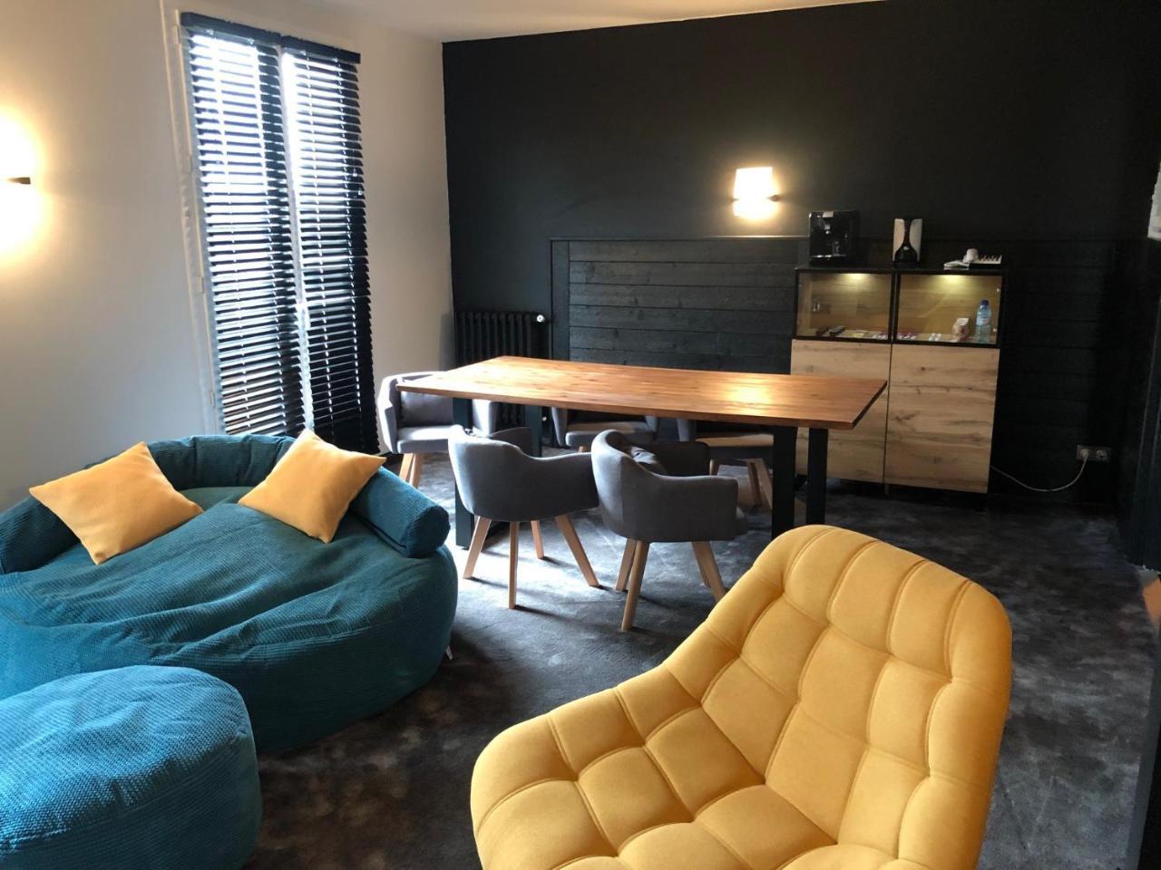 Logis Hotel Et Spa Chez Camillou Aumont-Aubrac Kültér fotó